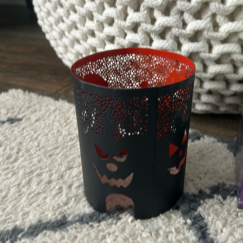 Scentsy retired All Hallows wrap